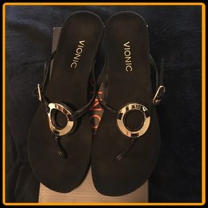 🛍SALE🛍NIB Vionic Wedge Sandal - Never Worn